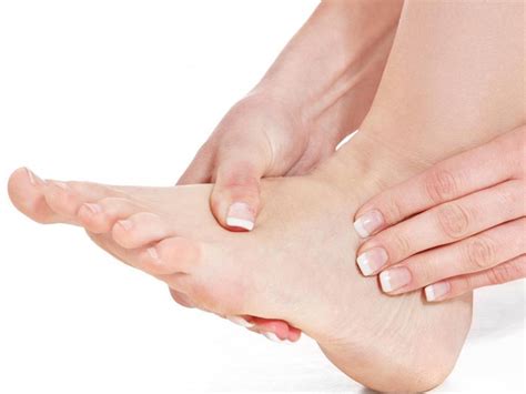 При подъеме ноги боль в суставах - важные причины и лечение